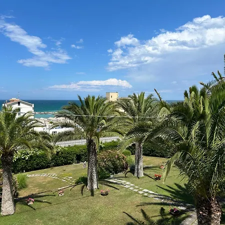 Spazio Diba Гостевой дом Ортона